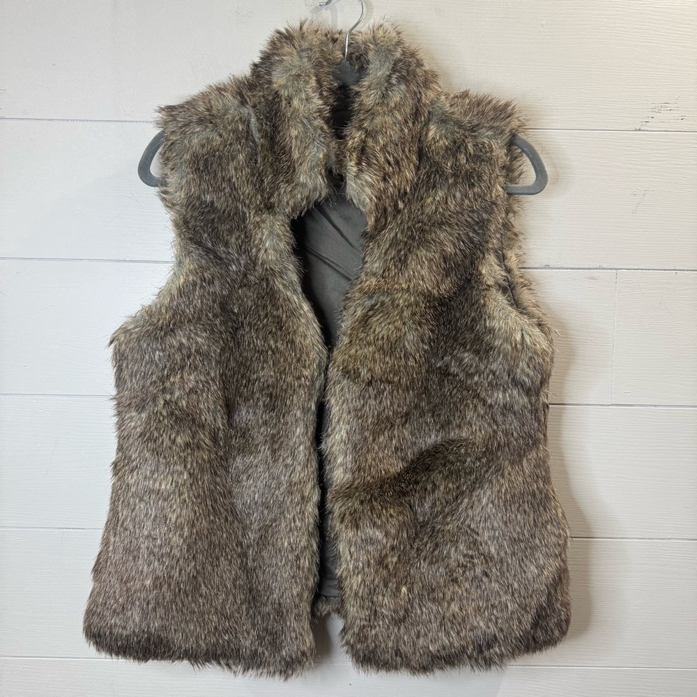 Michael Michael Kors Women’s Faux Fur Vest in Rich Brown Size Medium